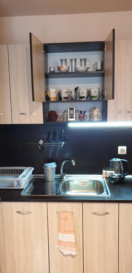 Family Holiday Apartments Breez 1 Varna Extérieur photo